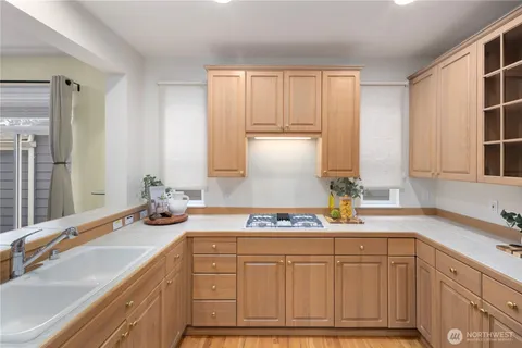 $1,299,979 | 18801 34th Avenue Southeast, Bothell, WA 98012