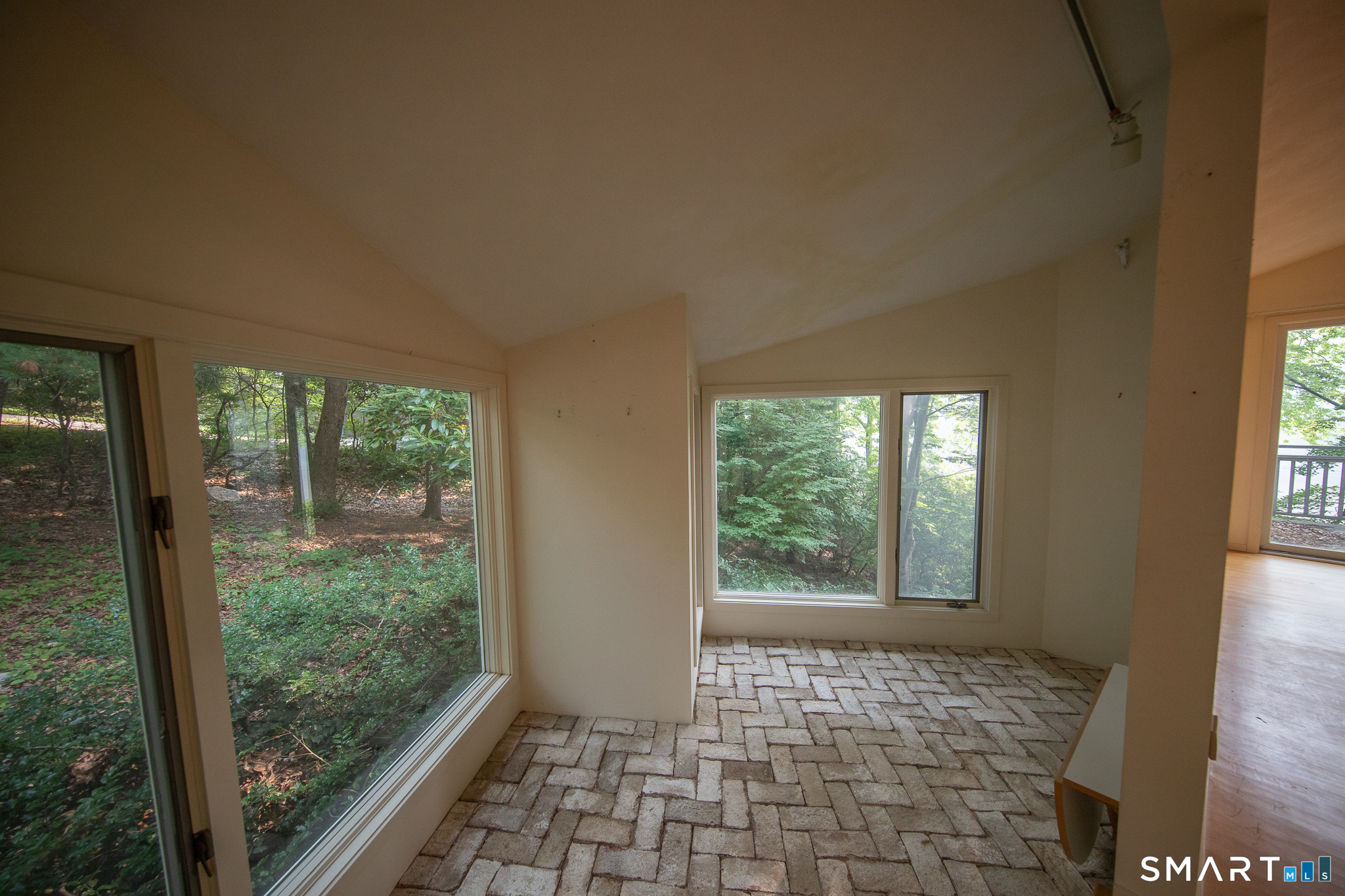 45 Trumbull Road Waterford, CT 06385 - Photo 9 of 34