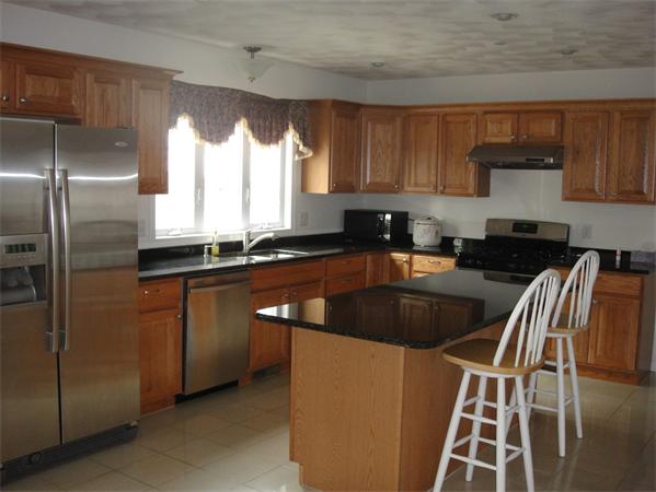 52 Snow Road Haverhill, MA 01832 - Photo 3 of 8 Gallery Image 3
