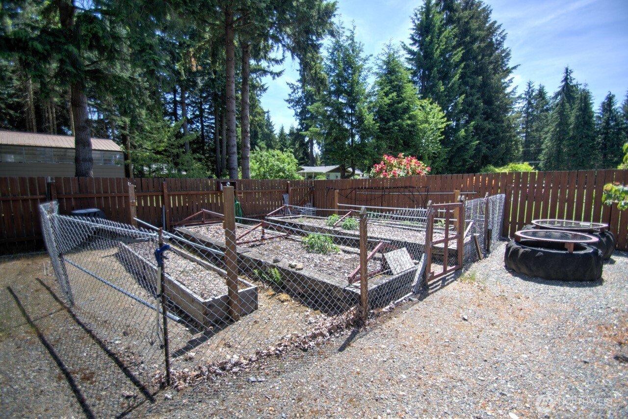 8316 176th Avenue Southwest Rochester, WA 98579 - Photo 21 of 33
