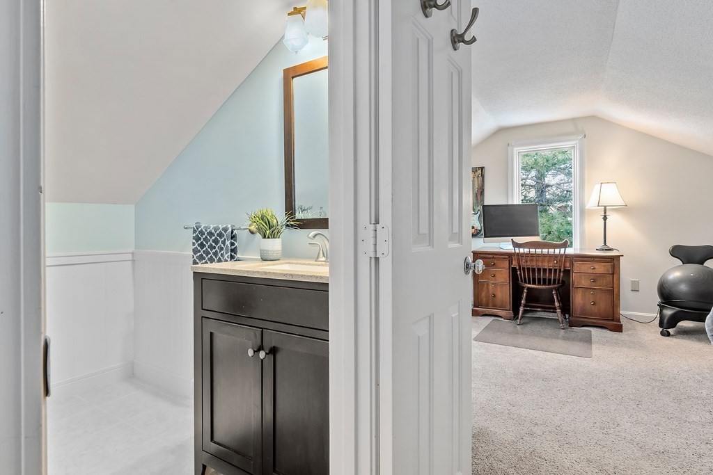 72 Village Post Road, Unit 72 Danvers, MA 01923 - Photo 15 of 27 Gallery Image 15