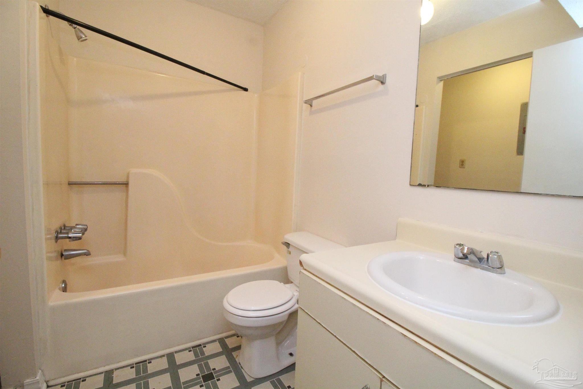 7116 Pearson Road, Unit AH Pensacola, FL 32526 - Photo 16 of 16