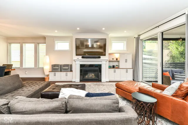 $920,000 | 2026 North Talbott Street, Indianapolis, IN 46202