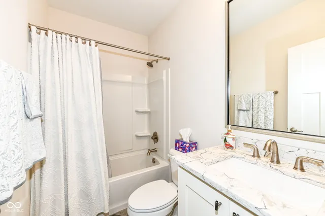 $920,000 | 2026 North Talbott Street, Indianapolis, IN 46202