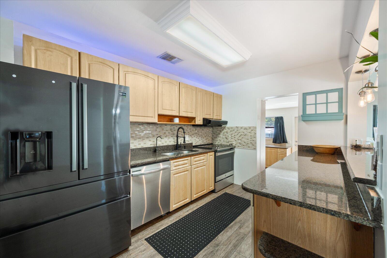 7503 Georges Road Fort Pierce, FL 34951 - Photo 11 of 60 Kitchen