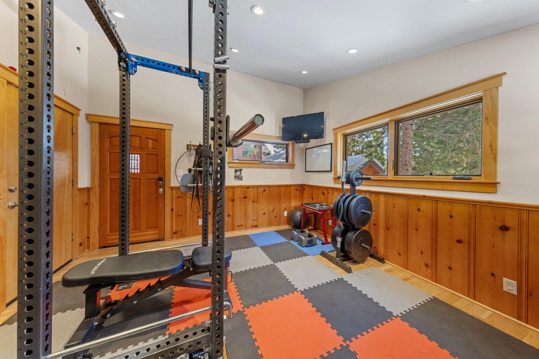 6442 Donner Road Tahoe Vista, CA 96148 - Photo 22 of 28 a view of a room with gym equipment