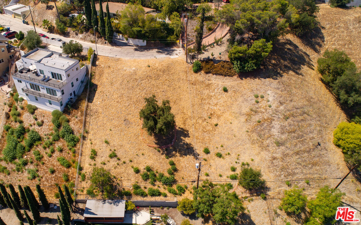 4256 Barrett Road Los Angeles, CA 90032 - Photo 1 of 7 Gallery Image 1