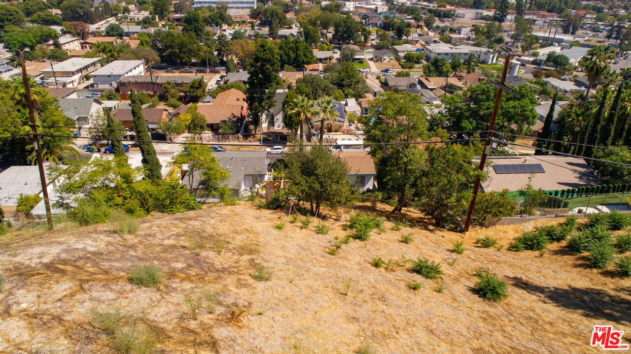 4256 Barrett Road Los Angeles, CA 90032 - Photo 2 of 7 Gallery Image 2