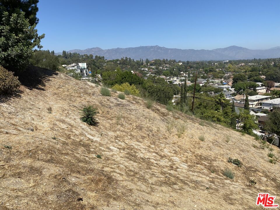 4256 Barrett Road Los Angeles, CA 90032 - Photo 7 of 7 Gallery Image 7