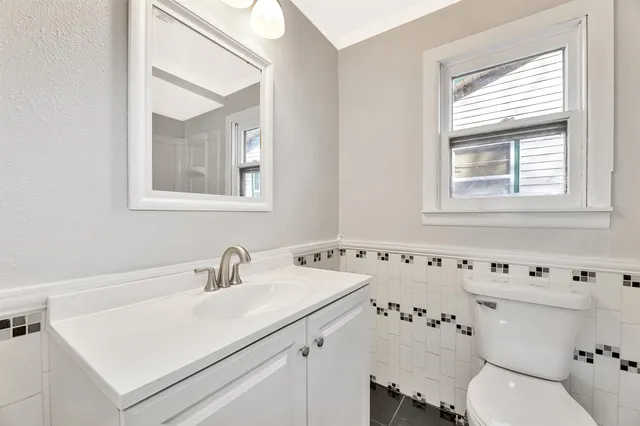 $134,900 | 1860 South Ash Avenue, Wichita, KS 67211