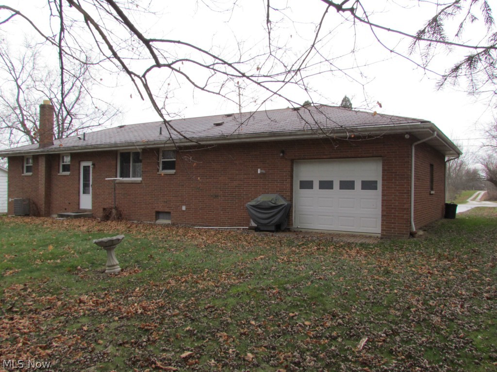 4709 Hayes Road Ravenna, OH 44266 - Photo 3 of 25 Gallery Image 3