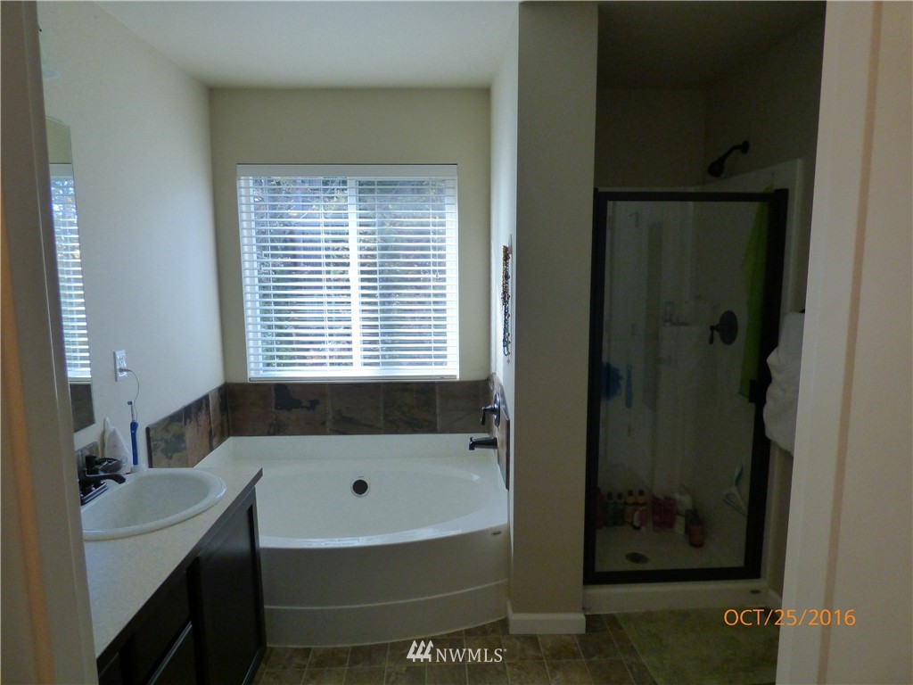 5009 Northeast 2nd Court Renton, WA 98059 - Photo 20 of 24 Gallery Image 20
