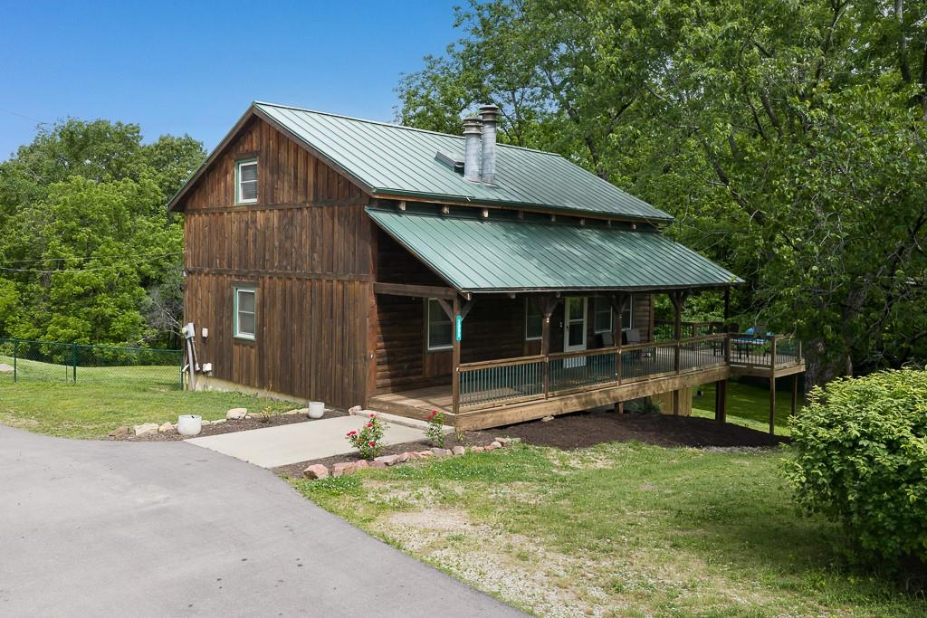 2906 Hutton Road Kansas City, KS 66109 - Photo 1 of 35