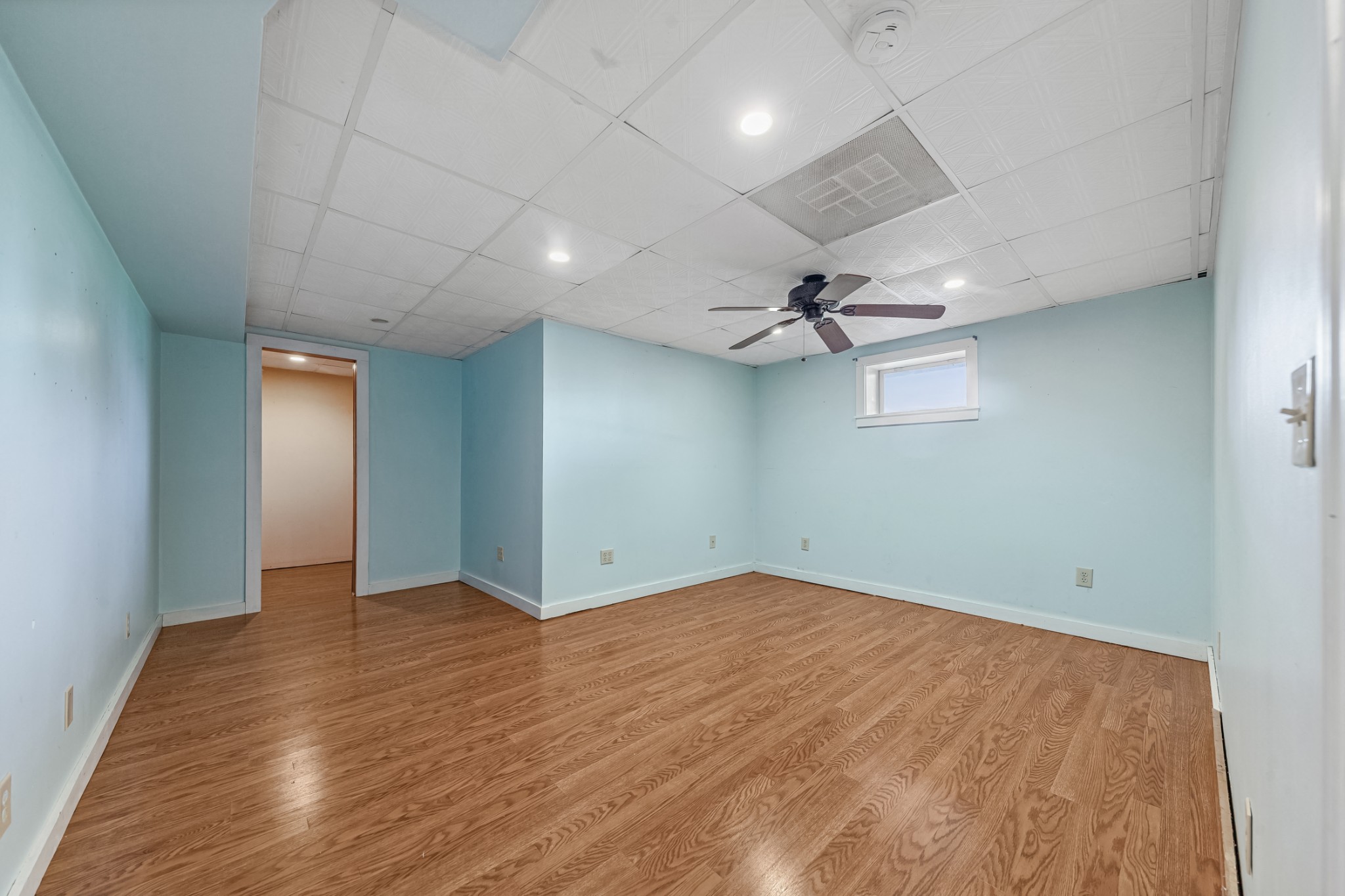 2151 Maysville Road Dickson, TN 37055 - Photo 77 of 98 an empty room with a empty space and a ceiling fan