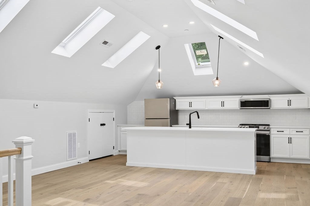 57 Nottinghill Road, Unit 3 Boston, MA 02135 - Photo 4 of 17