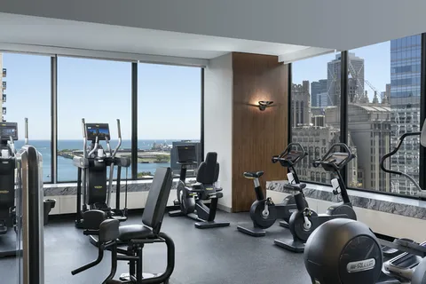 $1,024,500 | 180 East Pearson Street, Unit 4002, Chicago, IL 60611