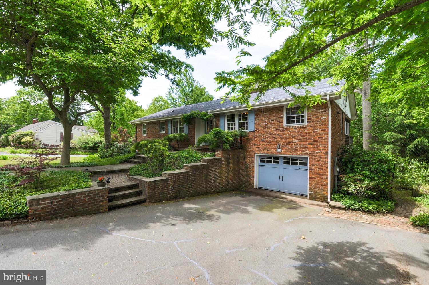 136 Cranbury Road Princeton Junction, NJ 08550 - Photo 2 of 40