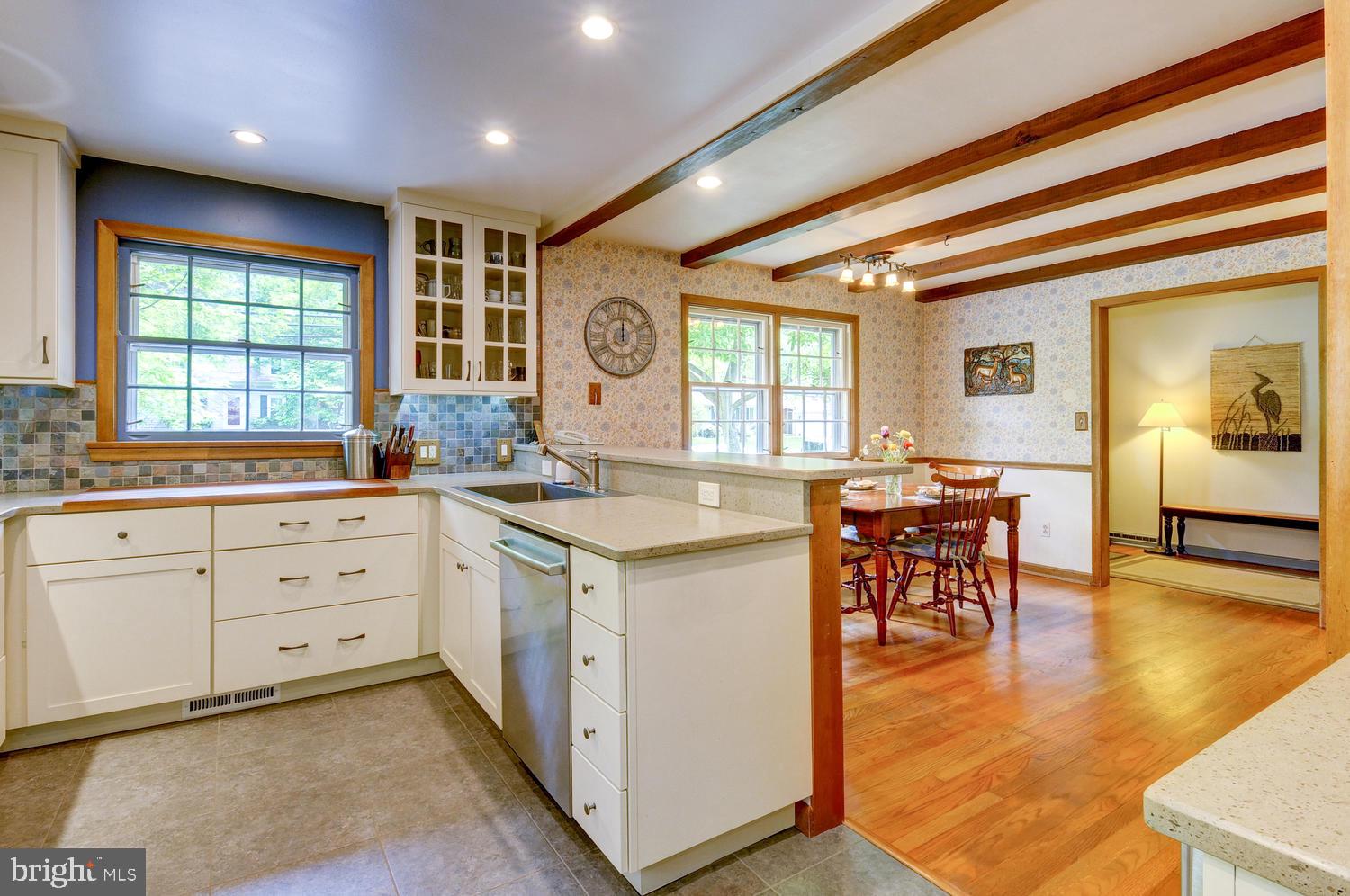 136 Cranbury Road Princeton Junction, NJ 08550 - Photo 11 of 40 Kitchen