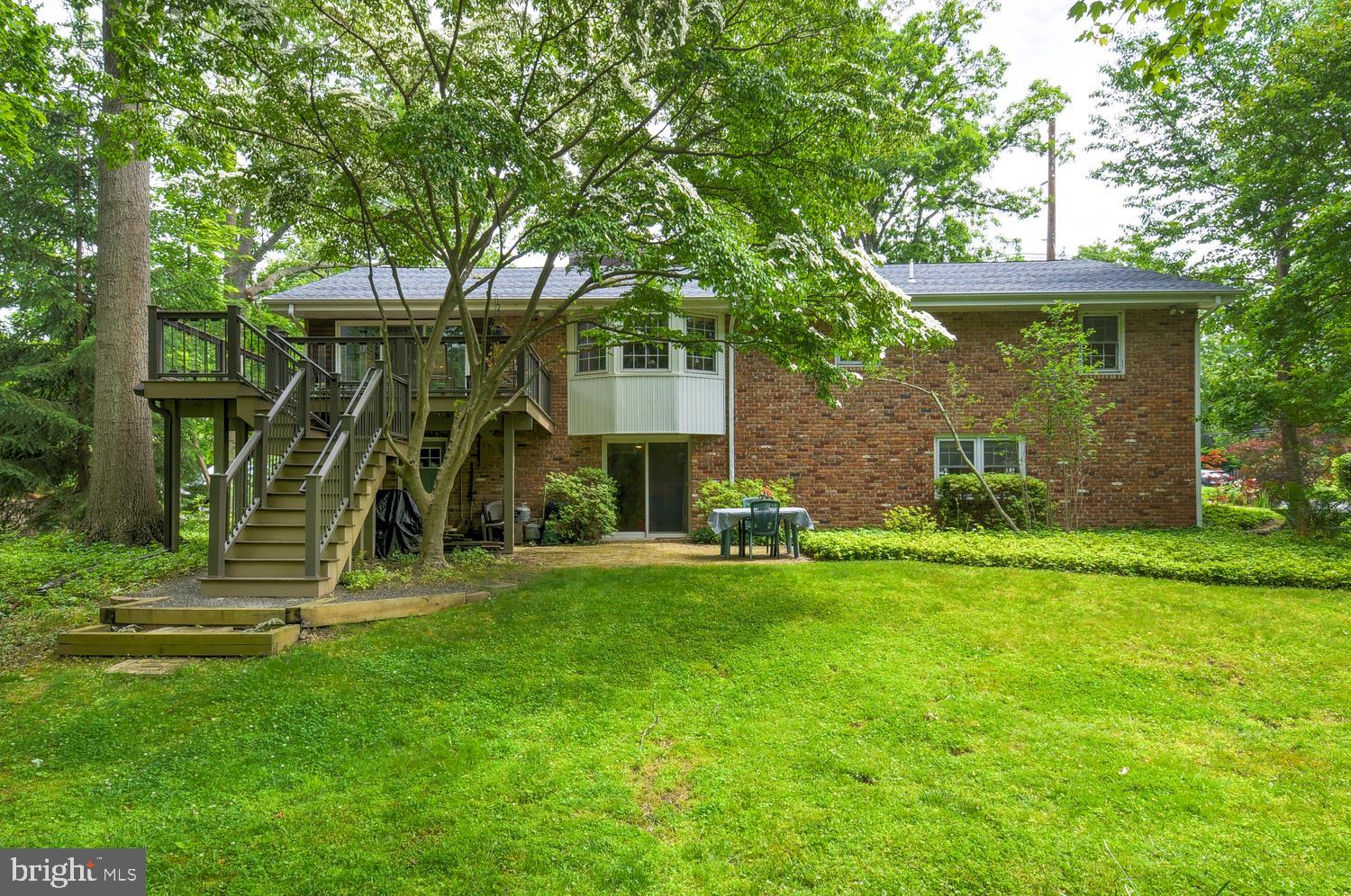 136 Cranbury Road Princeton Junction, NJ 08550 - Photo 40 of 40 Back of House