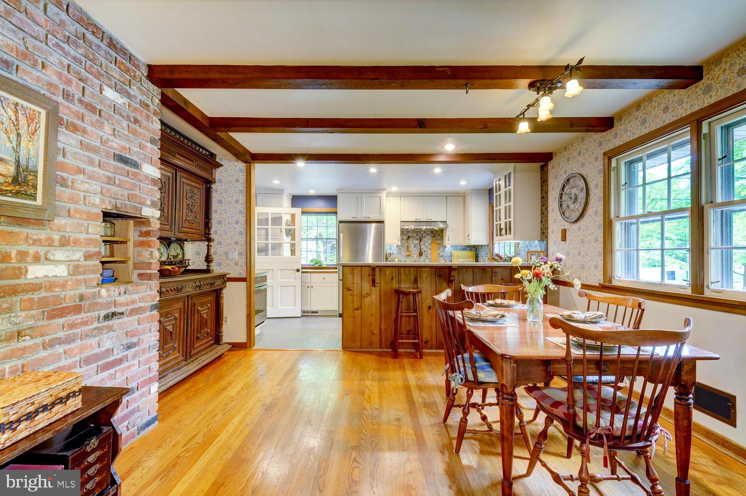 136 Cranbury Road Princeton Junction, NJ 08550 - Photo 5 of 40 Spacious Kitchen & Dining Area