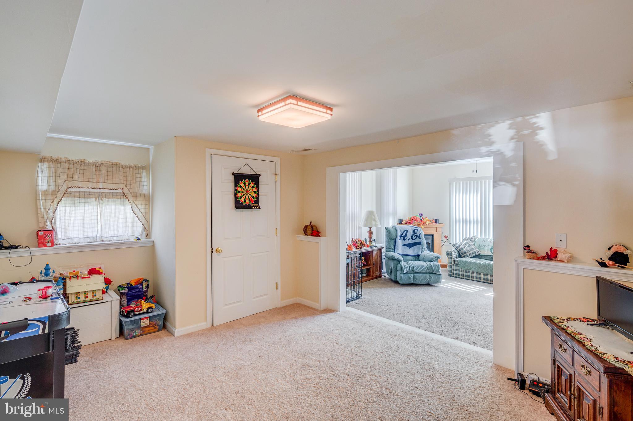 6 Hillcrest Road Stratford, NJ 08084 - Photo 2 of 20