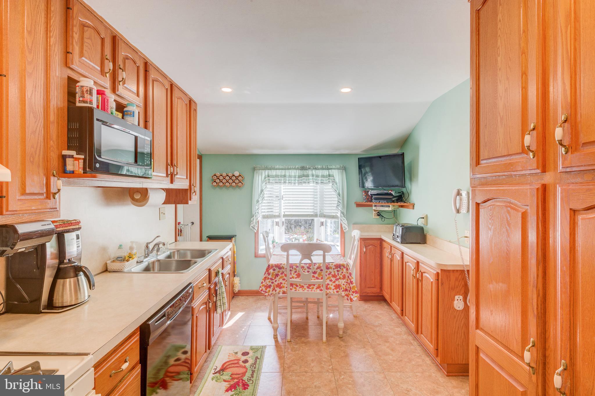 6 Hillcrest Road Stratford, NJ 08084 - Photo 6 of 20
