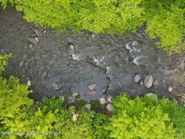 $1,199,000 | 3207-3209 Highway 212, Woodstock, NY 12409