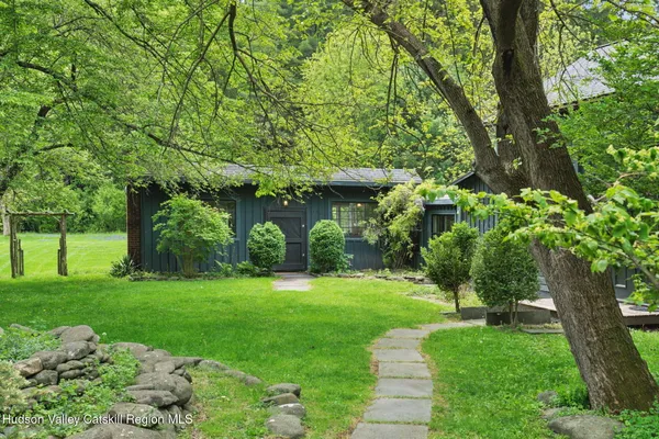 $1,199,000 | 3207-3209 Highway 212, Woodstock, NY 12409