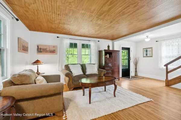 $1,199,000 | 3207-3209 Highway 212, Woodstock, NY 12409