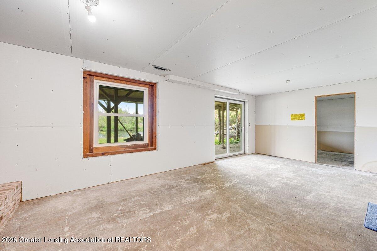 9730 South Luce Road Perrinton, MI 48871 - Photo 35 of 42 DSC02687- New