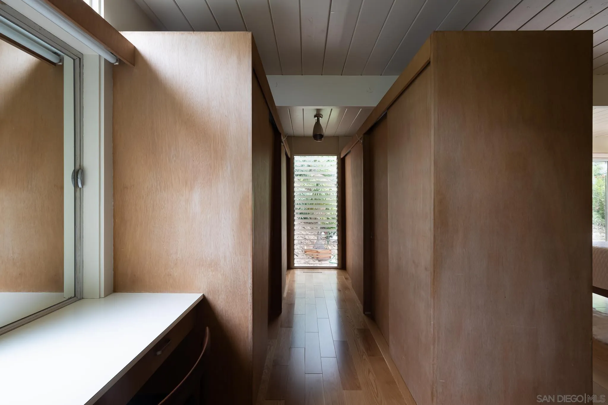 1945 Balboa Avenue Del Mar, CA 92014 - Photo 21 of 25 a view of hallway with wooden floor