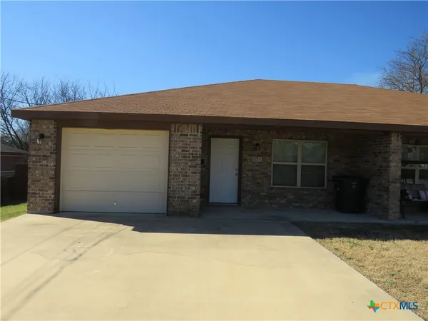 $1,100 | 1609 North 10th Street, Unit A, Killeen, TX 76541