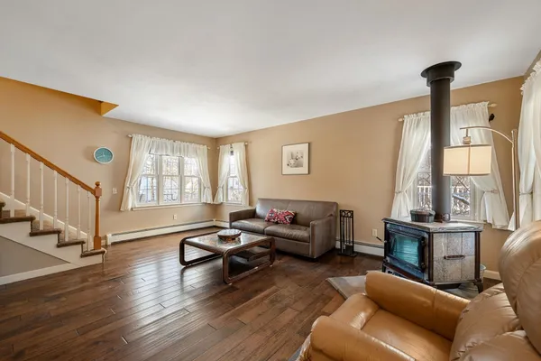 $650,000 | 72 Grey Meadow Drive, Burlington, VT 05408