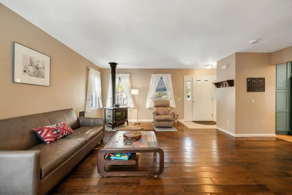 $650,000 | 72 Grey Meadow Drive, Burlington, VT 05408