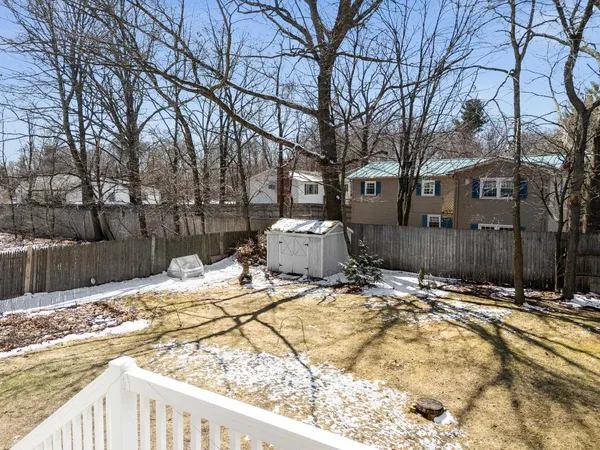 $650,000 | 72 Grey Meadow Drive, Burlington, VT 05408