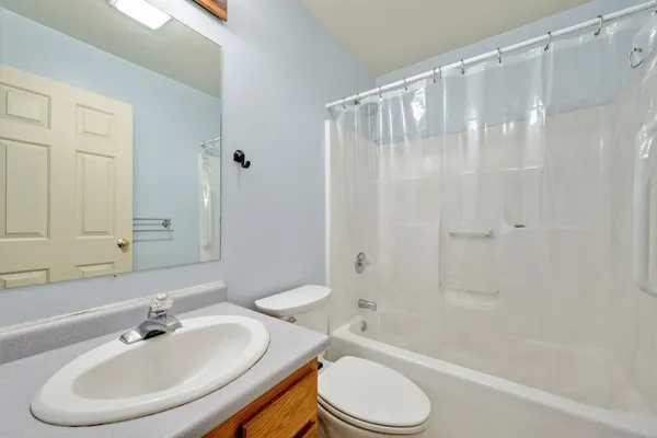 $650,000 | 72 Grey Meadow Drive, Burlington, VT 05408