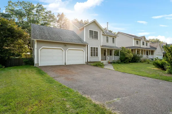 $650,000 | 72 Grey Meadow Drive, Burlington, VT 05408