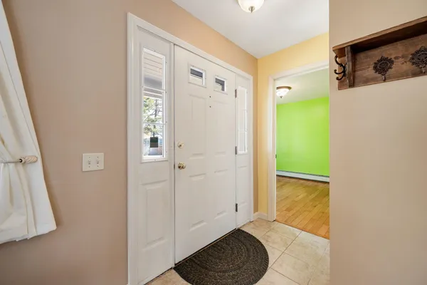 $650,000 | 72 Grey Meadow Drive, Burlington, VT 05408