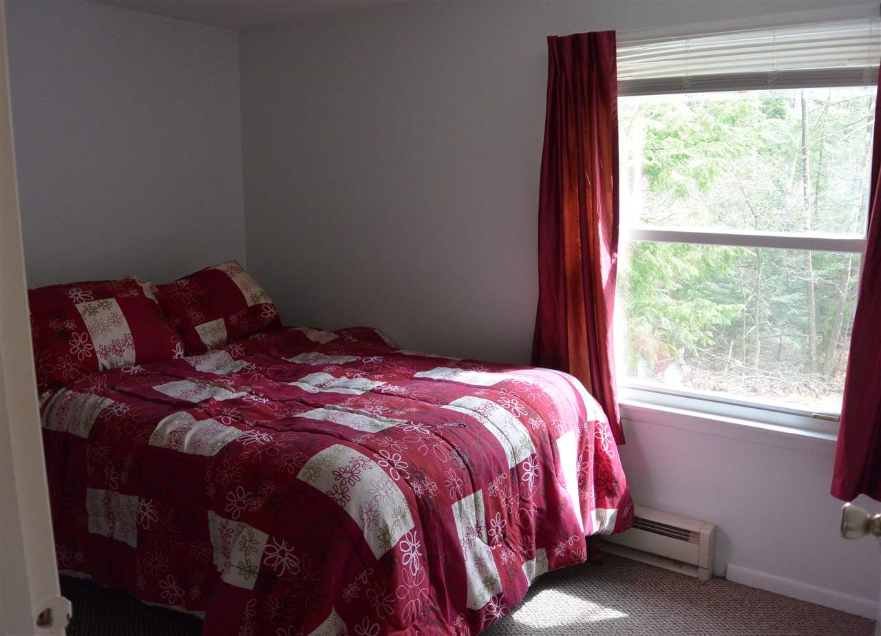42 Cross Road Sandown, NH 03873 - Photo 11 of 14