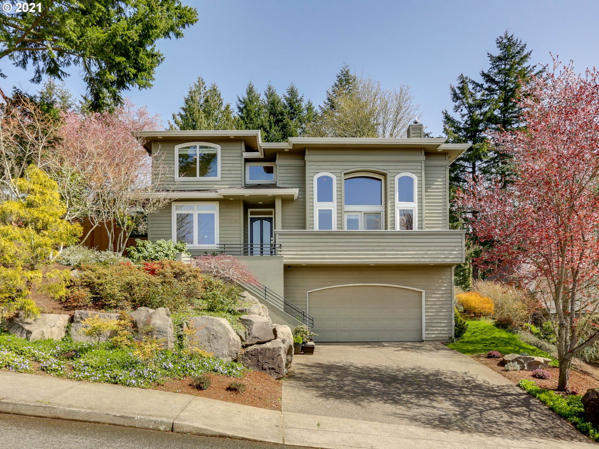2824 Northwest Mill Pond Road Portland, OR 97229 - Photo 1 of 31 Gallery Image 1