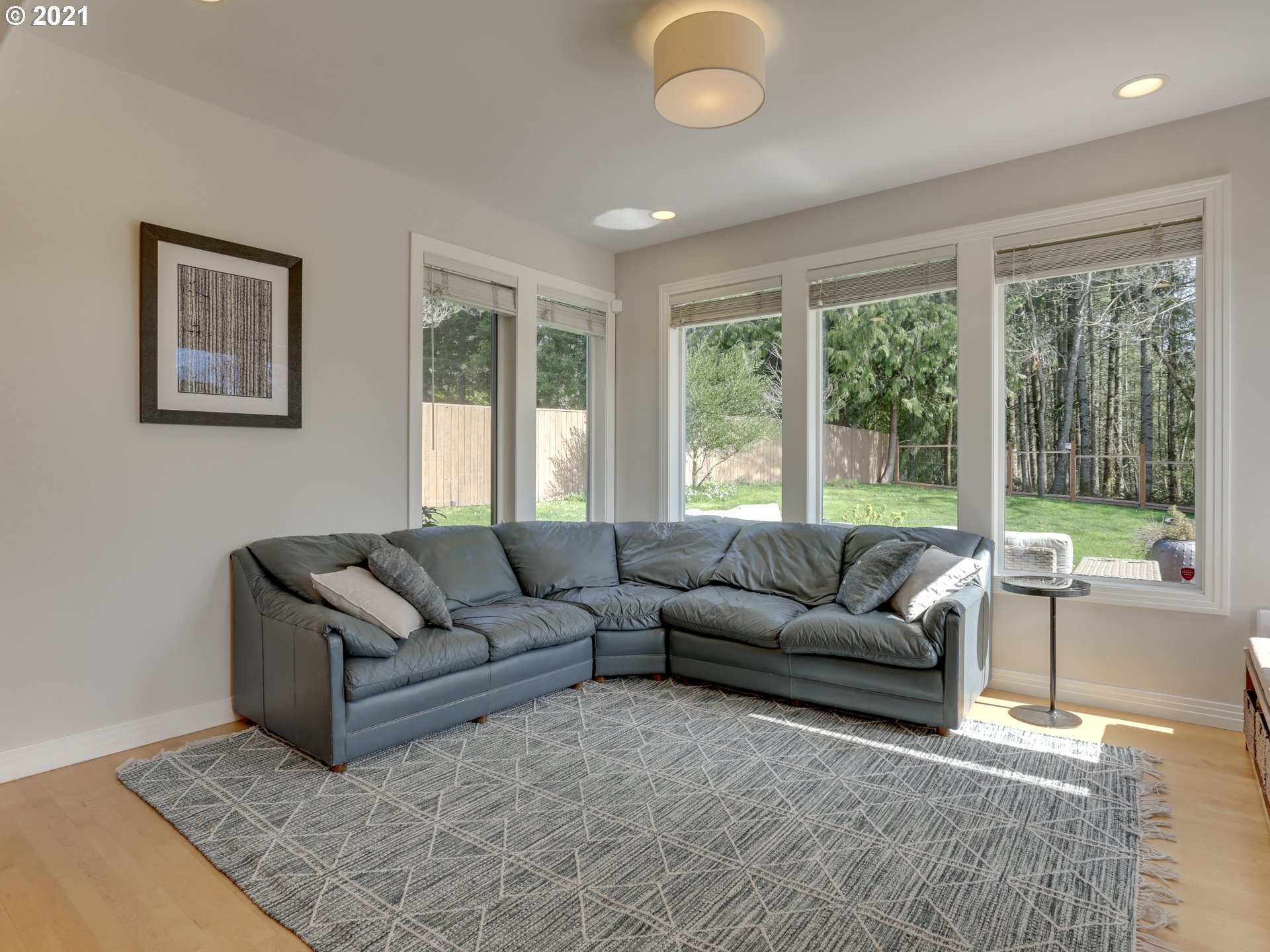 2824 Northwest Mill Pond Road Portland, OR 97229 - Photo 12 of 31 Gallery Image 12