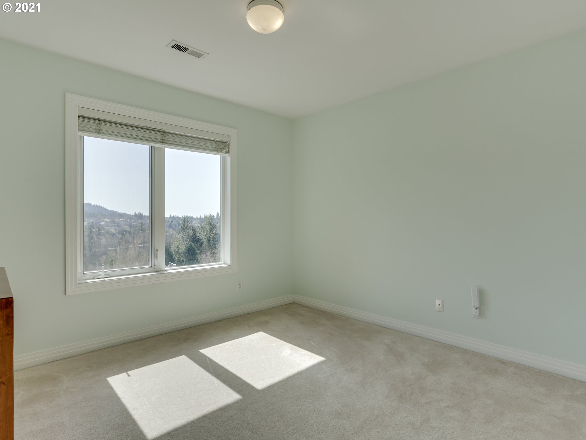 2824 Northwest Mill Pond Road Portland, OR 97229 - Photo 26 of 31 Gallery Image 26