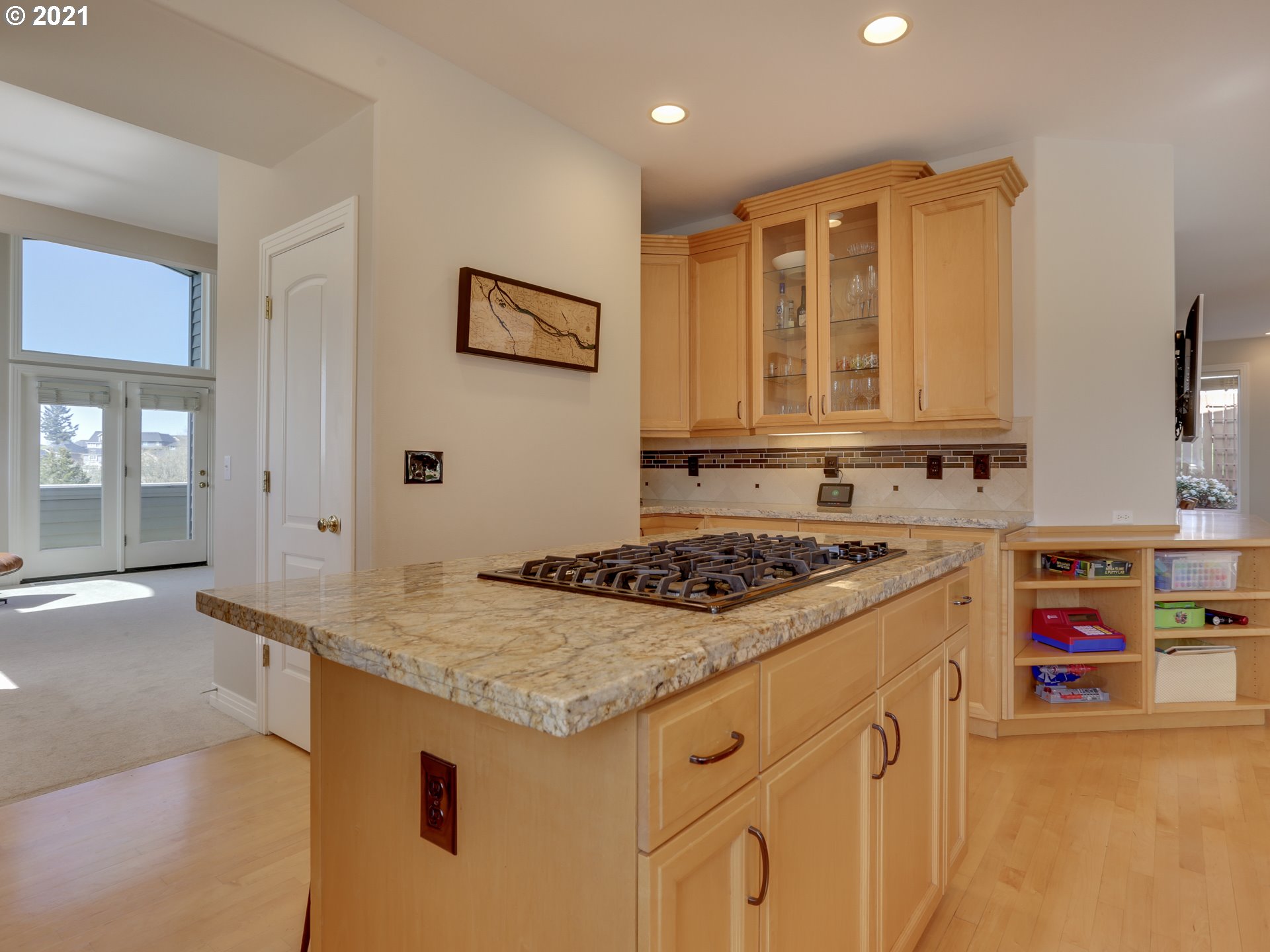 2824 Northwest Mill Pond Road Portland, OR 97229 - Photo 8 of 31 Gallery Image 8