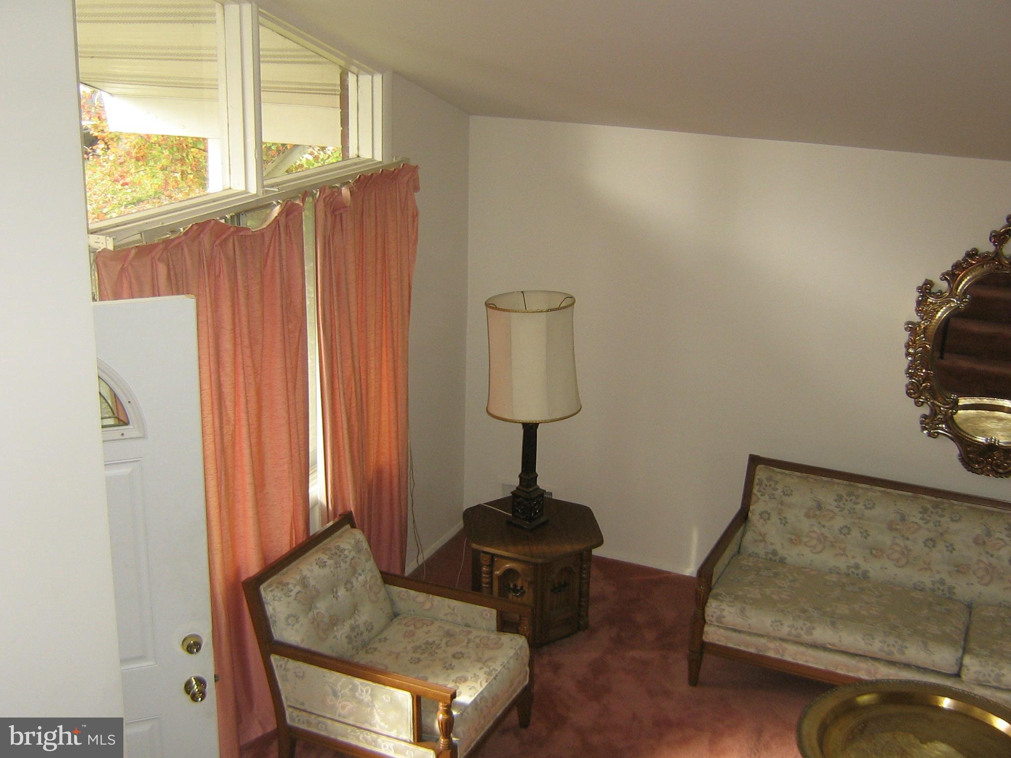 11803 Mentone Road Silver Spring, MD 20906 - Photo 4 of 26 Living Room