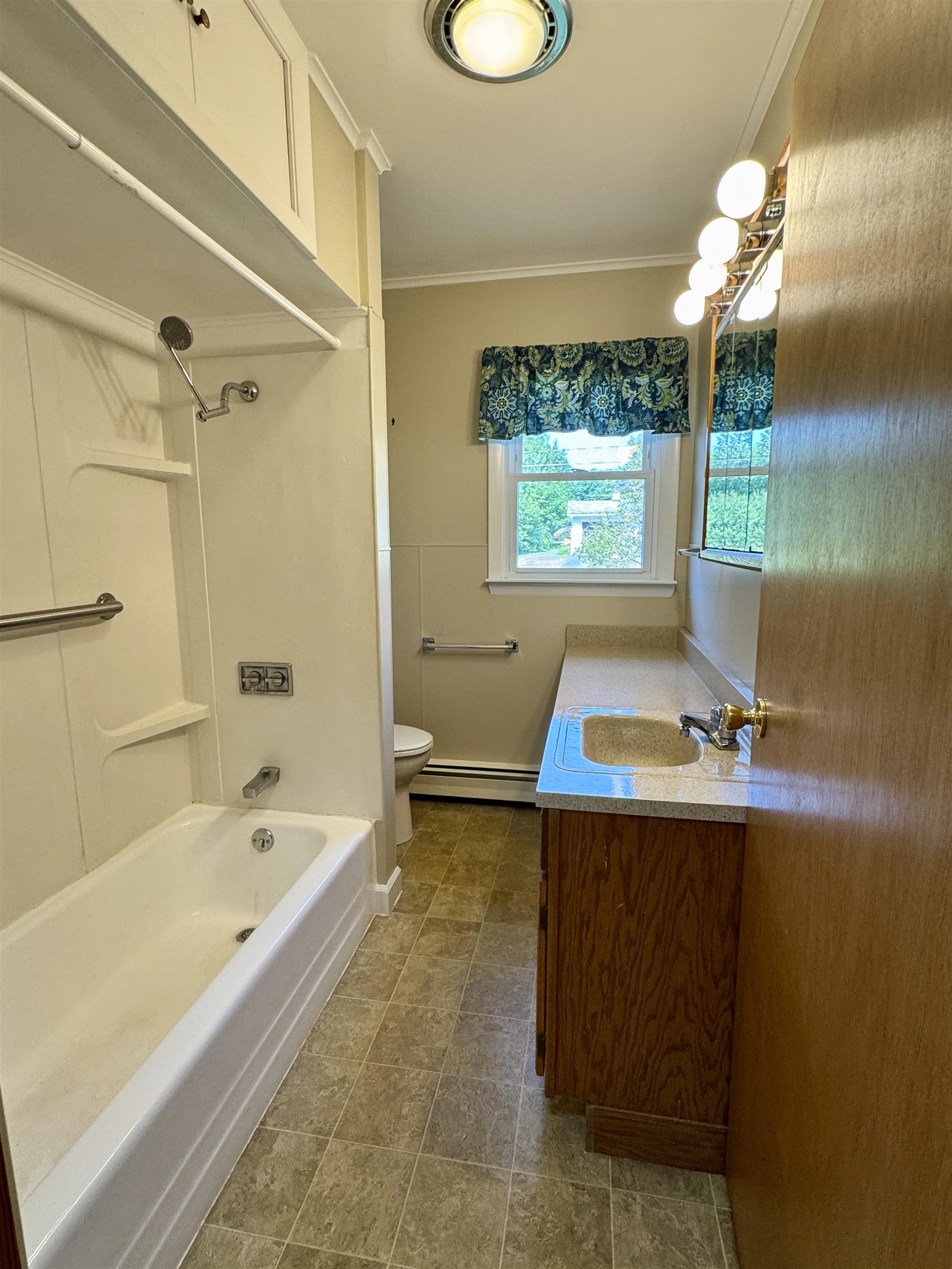 62 Pine Street Newport, VT 05855 - Photo 19 of 33 Gallery Image 19