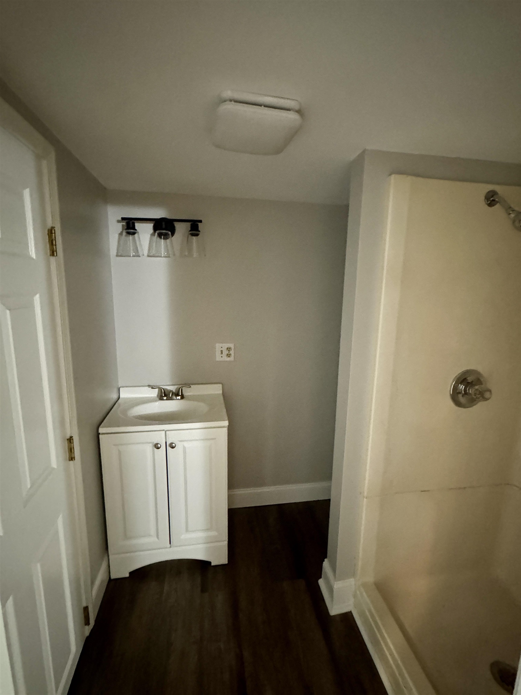 62 Pine Street Newport, VT 05855 - Photo 23 of 33 Gallery Image 23