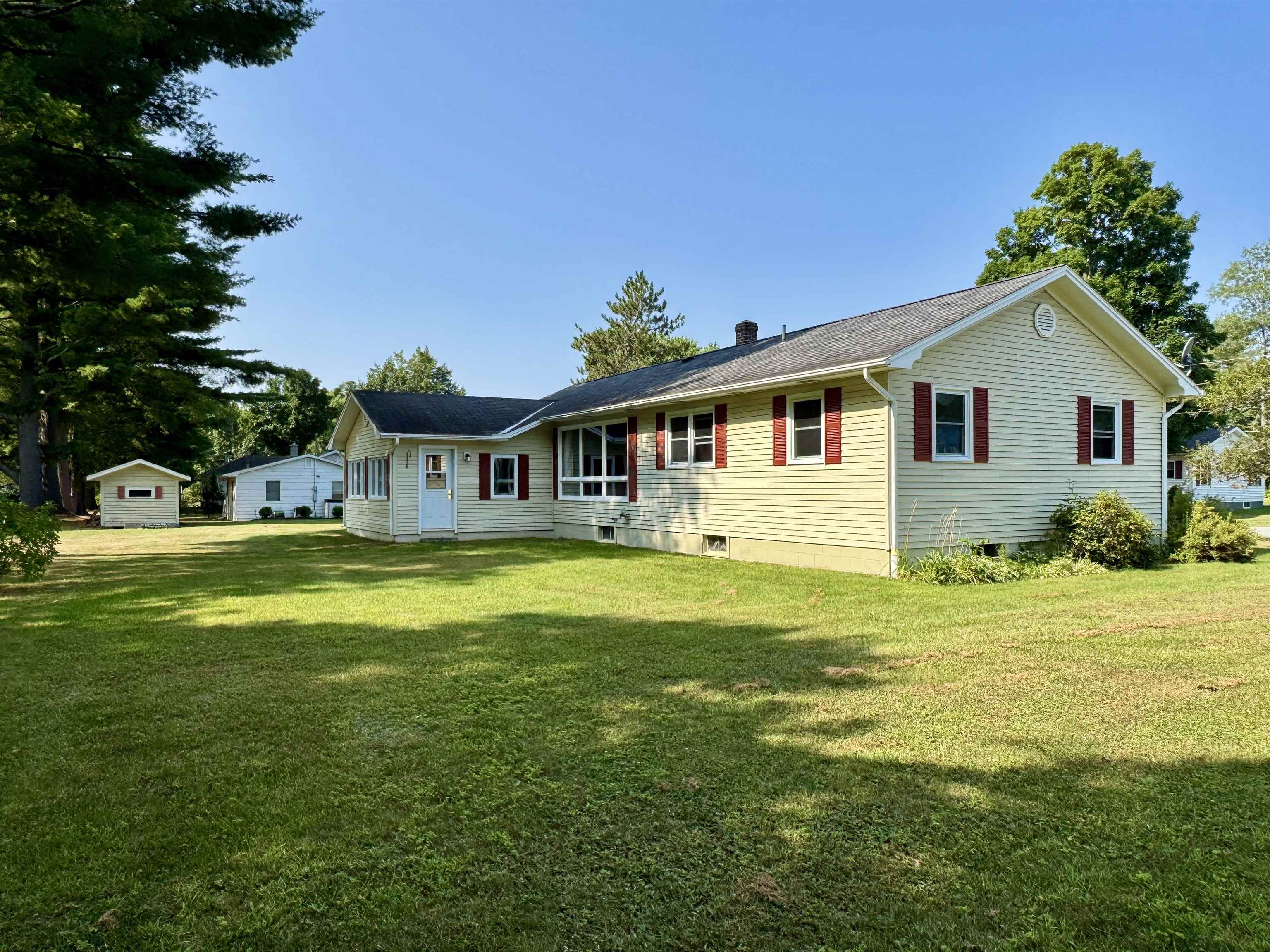 62 Pine Street Newport, VT 05855 - Photo 32 of 33 Gallery Image 32