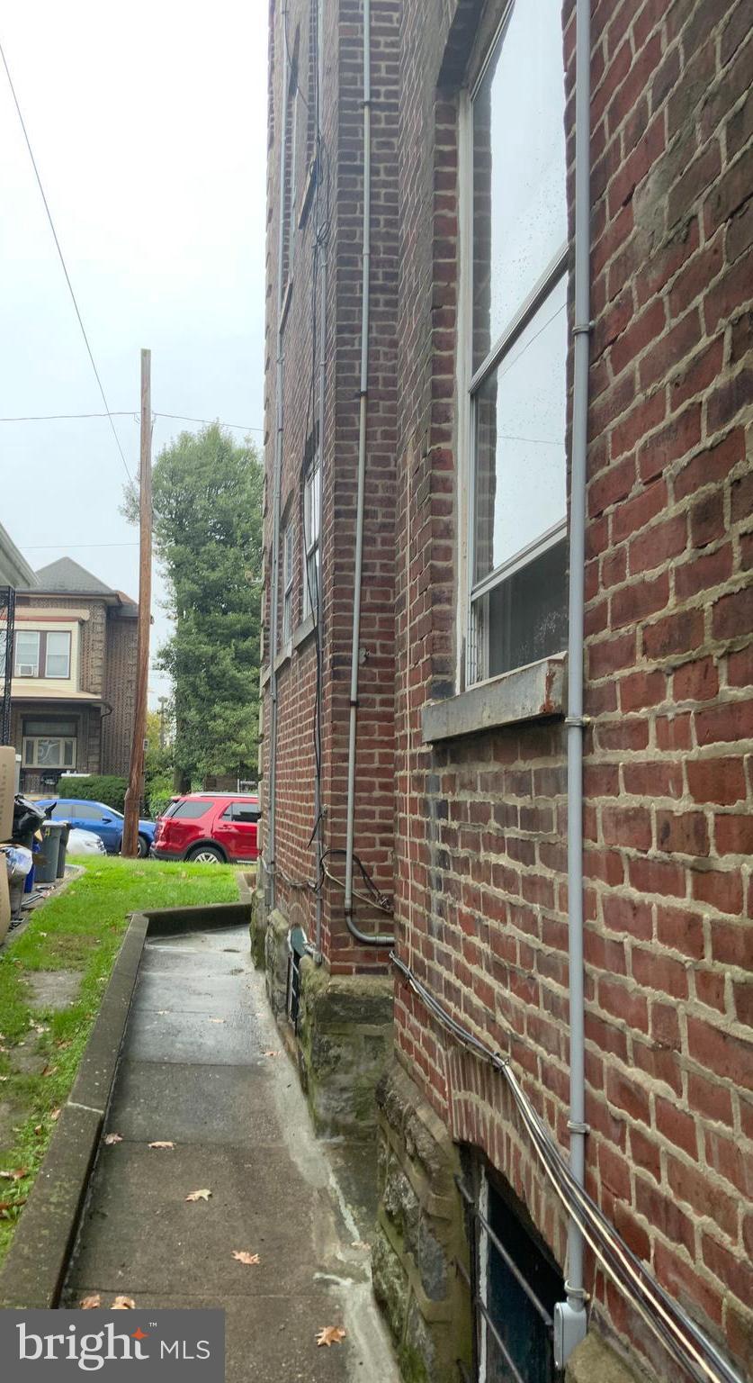 628 Wynnewood Road Philadelphia, PA 19151 - Photo 4 of 35 Gallery Image 4