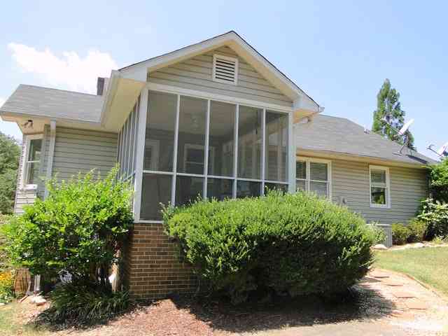 1114 Five Forks Road Pendleton, SC 29670 - Photo 3 of 20