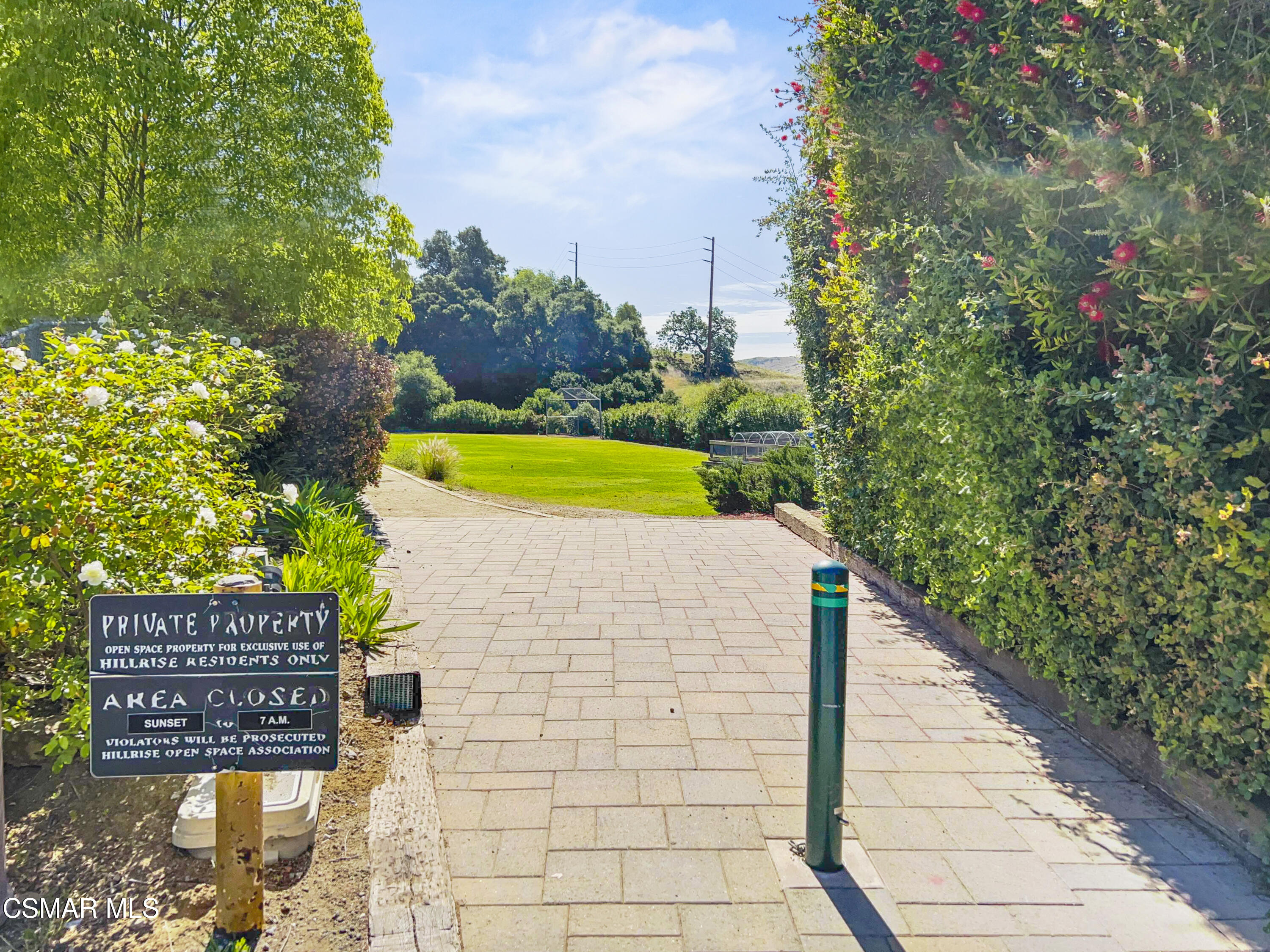 29407 Promontory Place Agoura Hills, CA 91301 - Photo 25 of 26 a view of a building with a yard